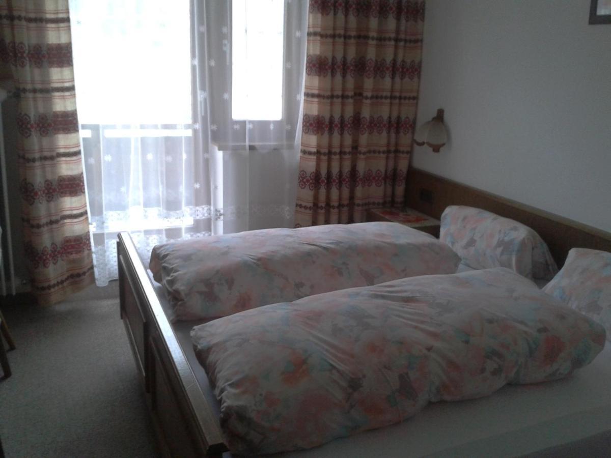Gästehaus Riml Längenfeld Zimmer foto