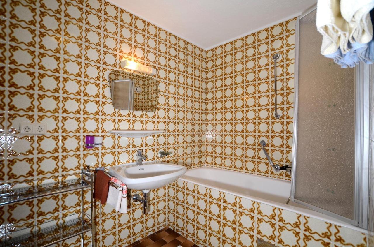 Gästehaus Riml Längenfeld Zimmer foto